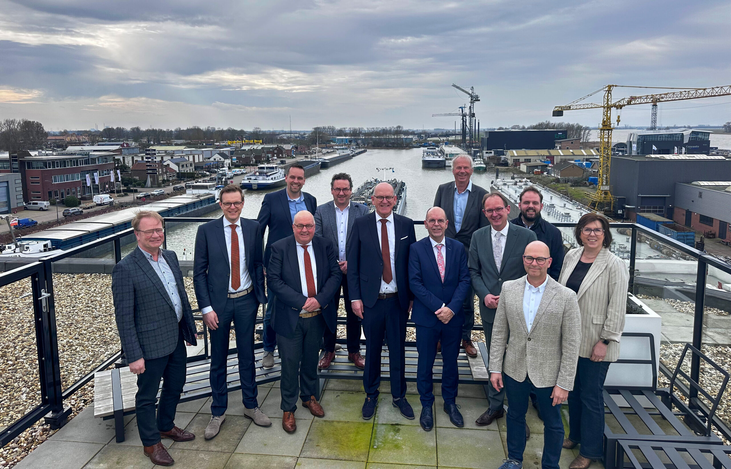 Europese aandacht voor Werkendamse haven bij bezoek Europarlementariër Ruissen